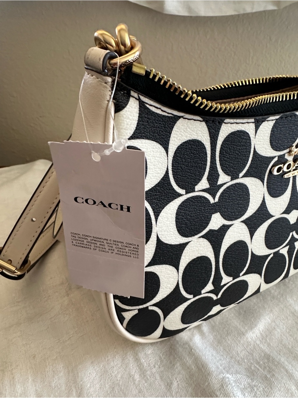 COACH Teri Shoulder Bag In Signature Canvas - Picture 9 of 9
